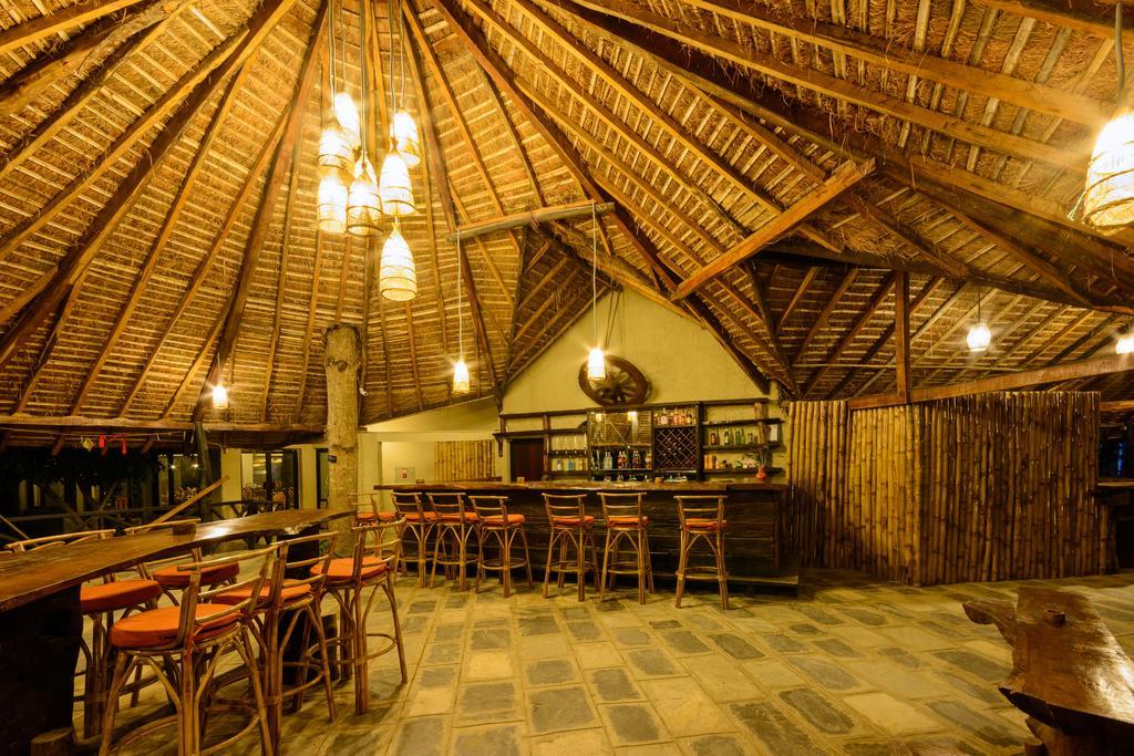 Отель Siddhartha Wildlife Retreat Meghauli Экстерьер фото